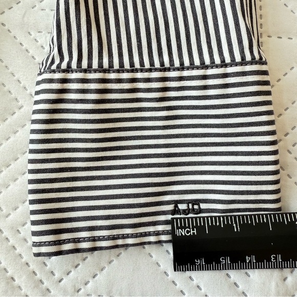 J. Crew Stretch Perfect Button Down Stripe Shirt Size TM - Picture 5 of 9